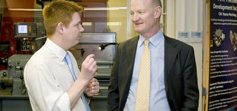 Science Minister meeting Mat Beardsley, RAL Space Precision Development Facility Manager (Cred​it: STFC)