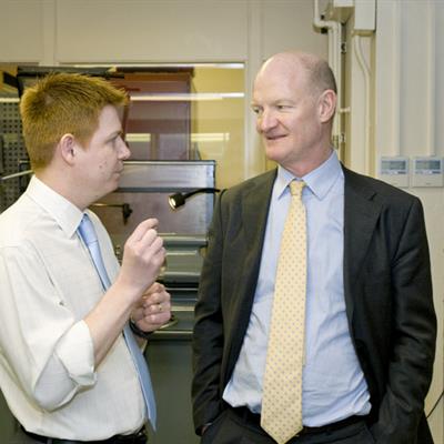 Science Minister meeting Mat Beardsley, RAL Space Precision Development Facility Manager (Cred​it: STFC)