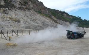 A volcanic field in La Solfatara, Campi Fleigrei.