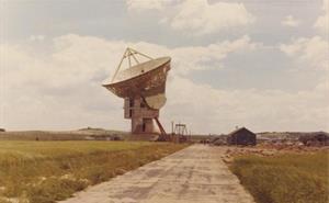 Archive photograph of Chilbolton antenna.